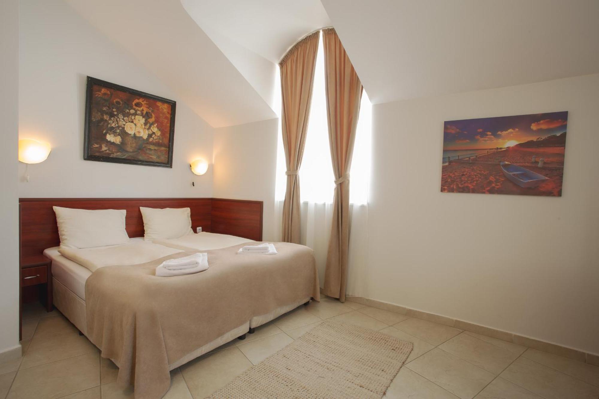 Hotel Central Μπαλτσίκ Εξωτερικό φωτογραφία