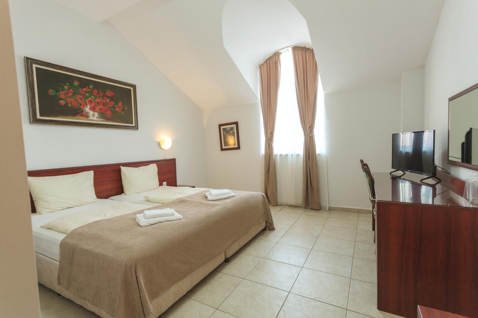 Hotel Central Μπαλτσίκ Εξωτερικό φωτογραφία